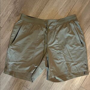 Lululemon Men’s Olive Green Shorts Size XL